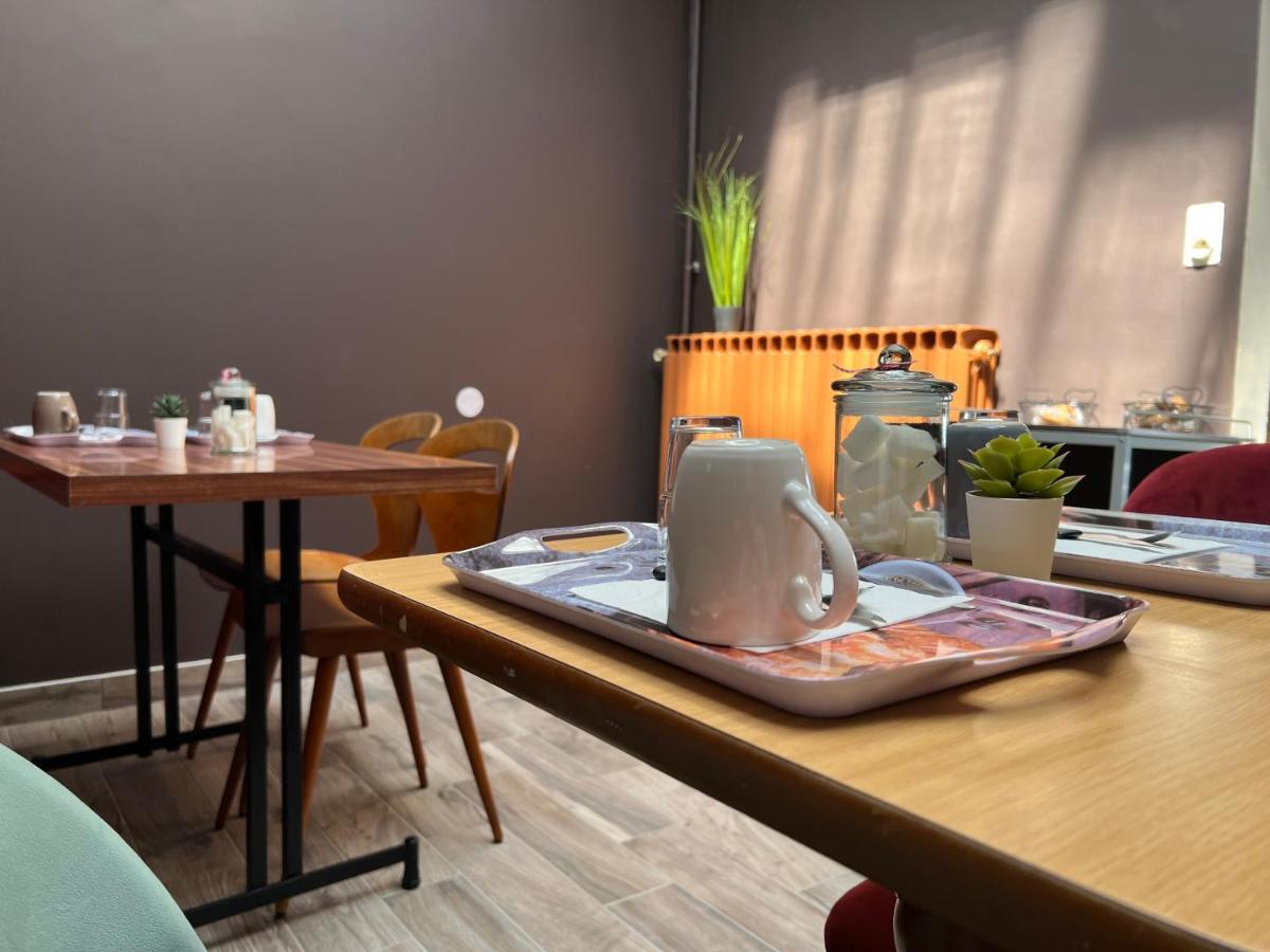 טור Hotel Tulty מראה חיצוני תמונה